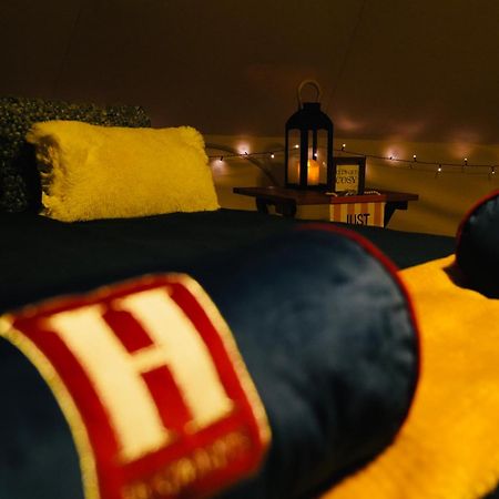 Cayoretreat Luxury Bell Tent Clodock Bagian luar foto