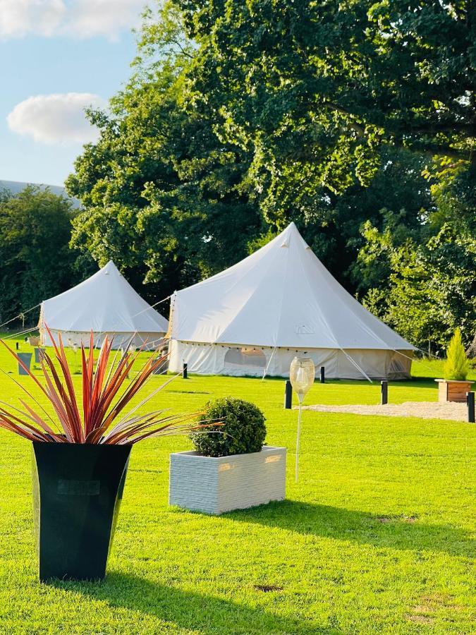 Cayoretreat Luxury Bell Tent Clodock Bagian luar foto