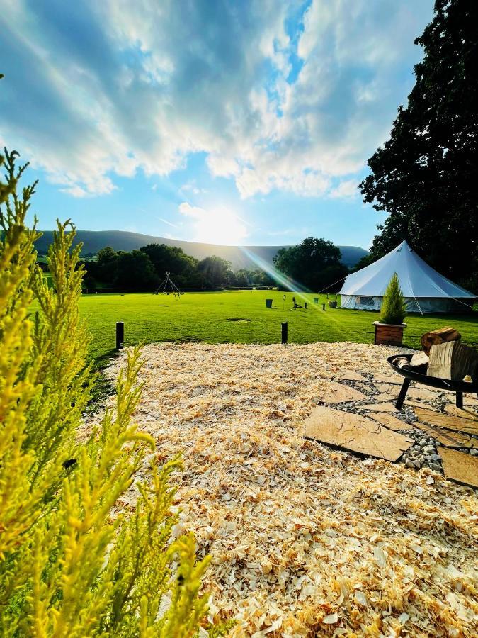 Cayoretreat Luxury Bell Tent Clodock Bagian luar foto