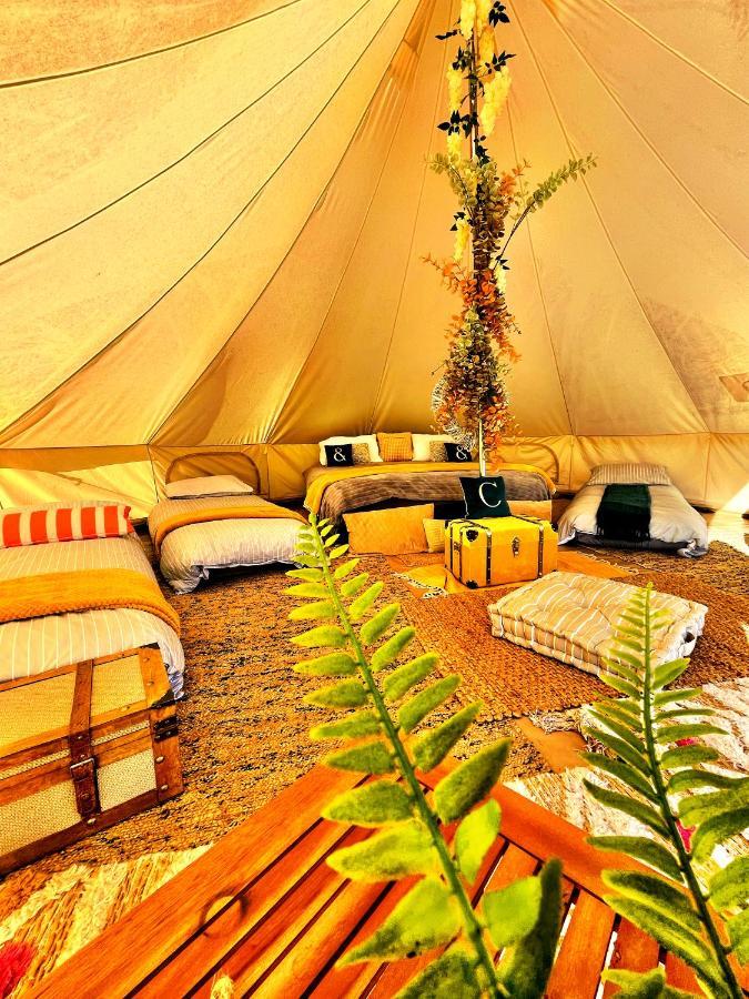 Cayoretreat Luxury Bell Tent Clodock Bagian luar foto