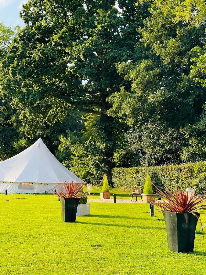 Cayoretreat Luxury Bell Tent Clodock Bagian luar foto
