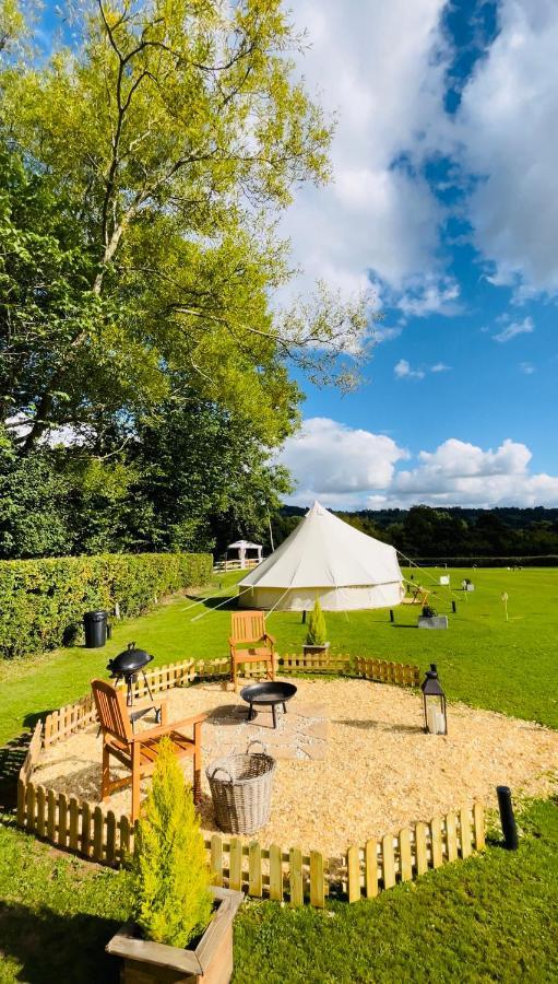 Cayoretreat Luxury Bell Tent Clodock Bagian luar foto