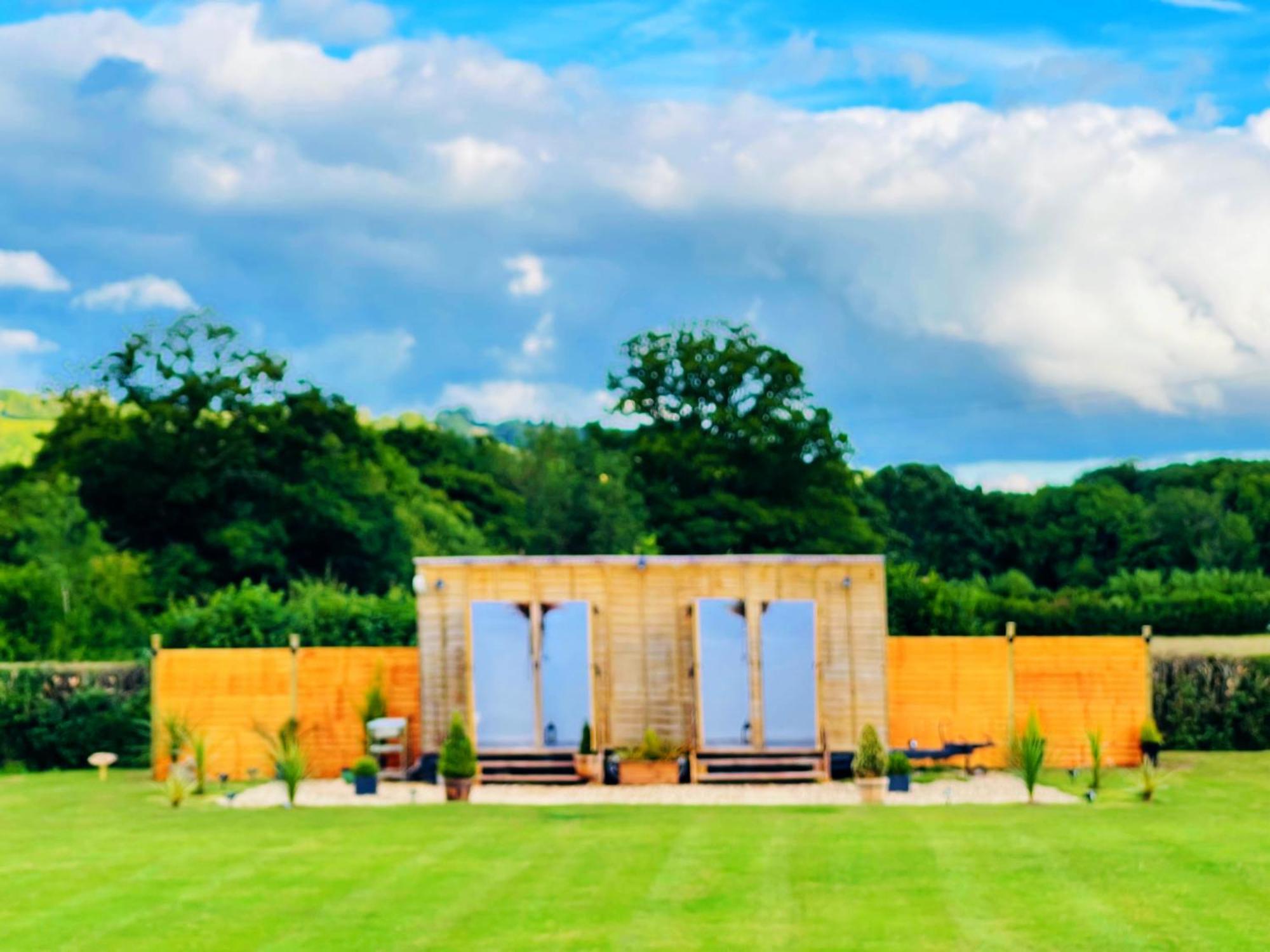 Cayoretreat Luxury Bell Tent Clodock Bagian luar foto