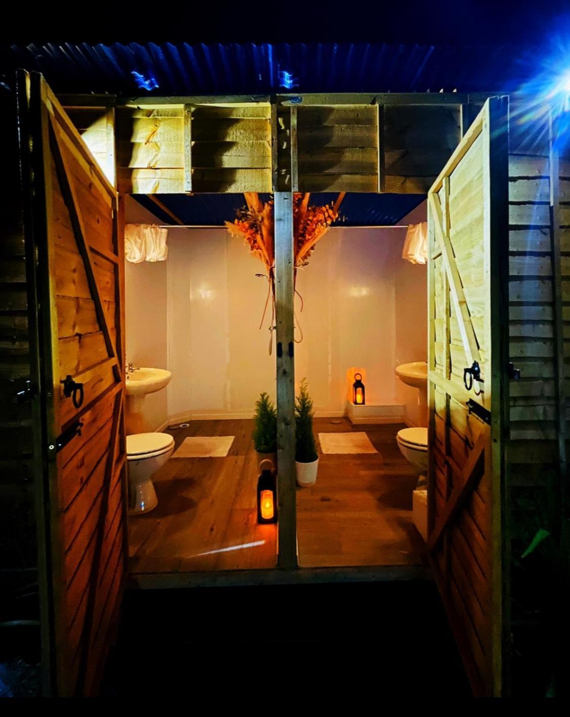 Cayoretreat Luxury Bell Tent Clodock Bagian luar foto